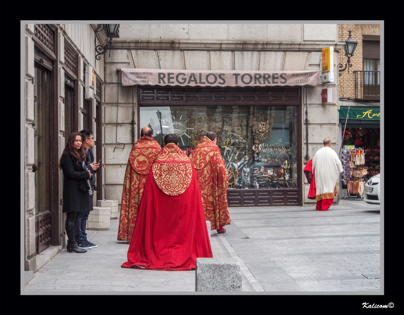 LOS CURAS DE ISABEL LA CATLICA