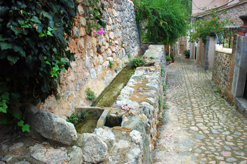 Acequia