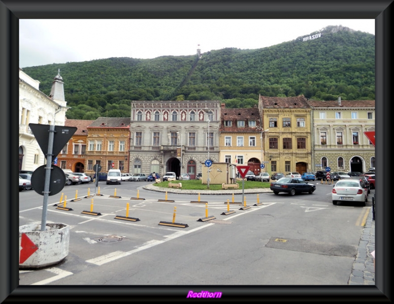 Plaza central Sfatului