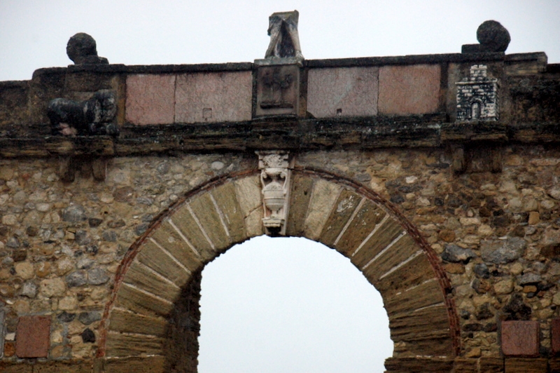 Arco de los Gigantes