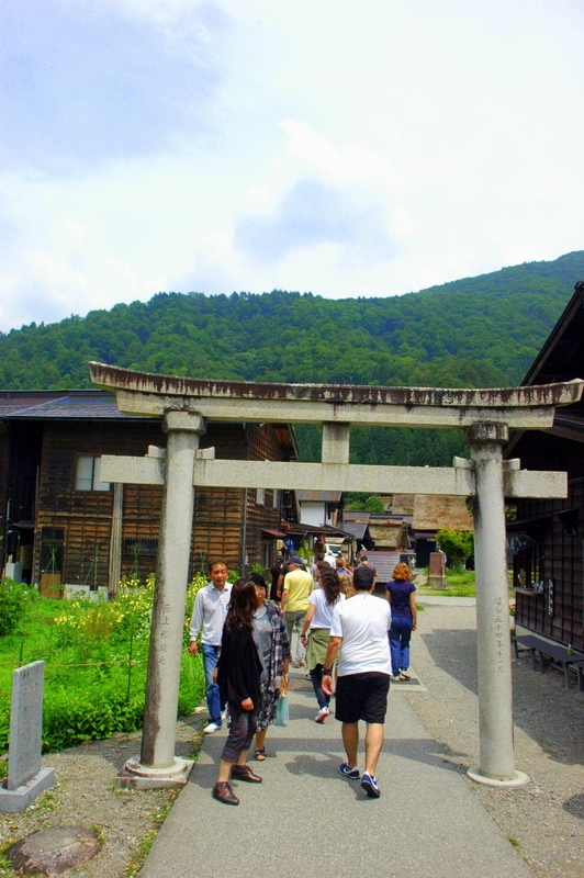 Torii. Entrada al pueblo