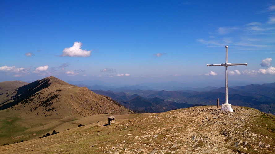 Cima del Taga. 2032 m.