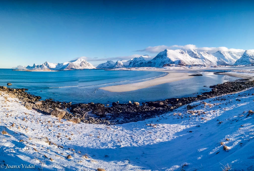 ENTRE LA NIEVE Y EL MAR