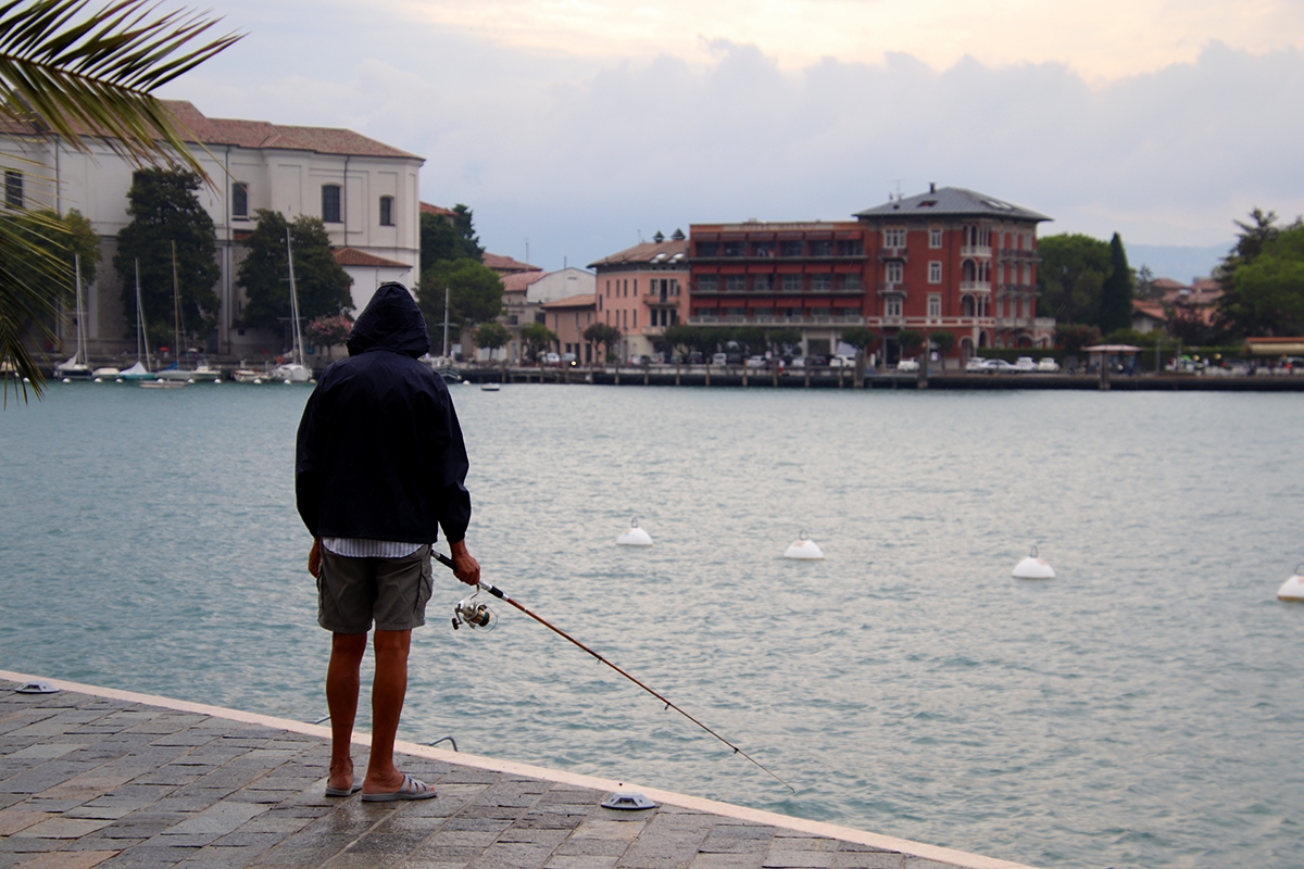 Pescando en Maderno