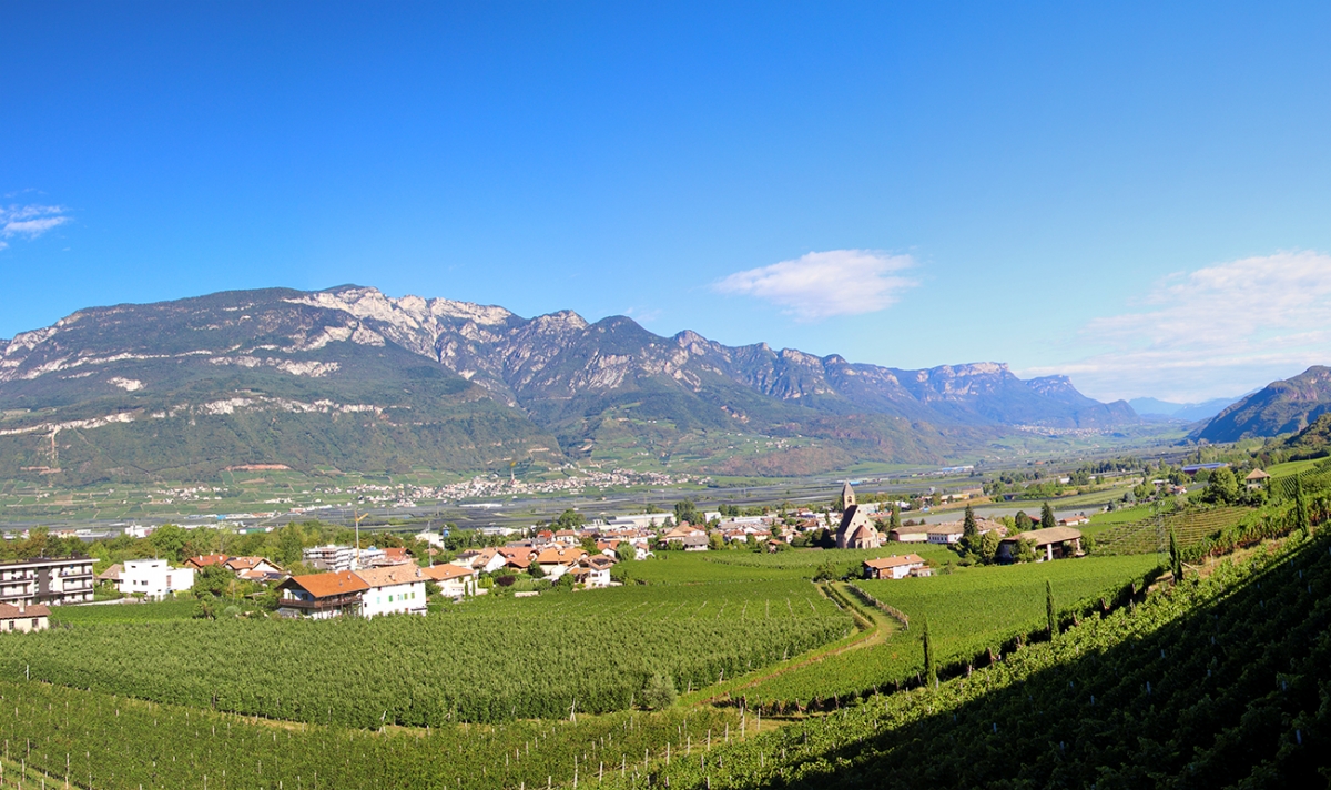 Panoramica Tirol del sur. Italia.