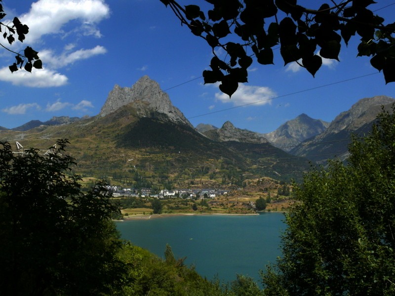 Embalse de Lanuza