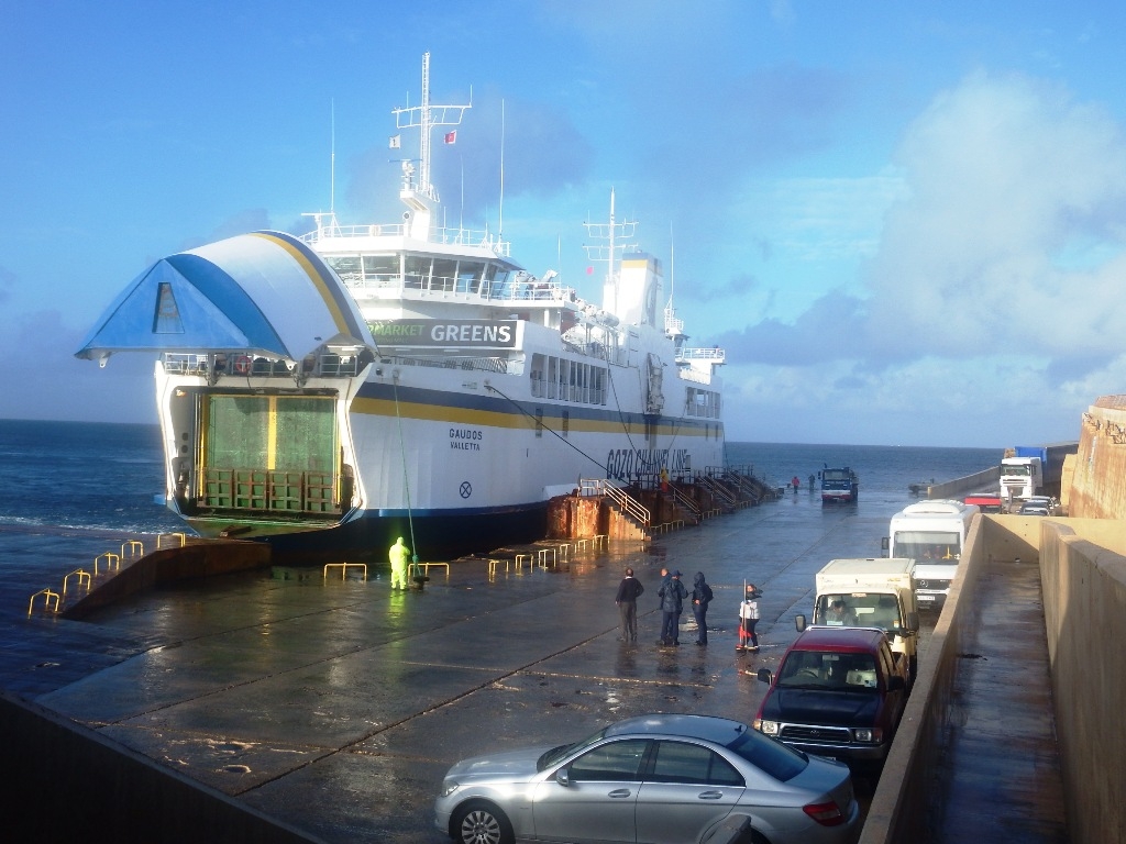 El ferry que comunica Malta con Gozo