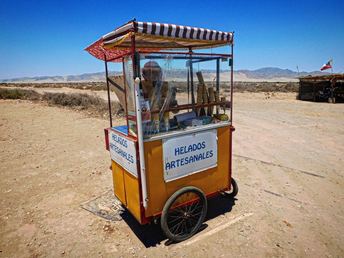 En la nada misma, un heladero para refrescarme