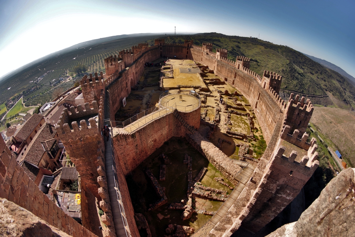 Castillo de Baos de la Encina