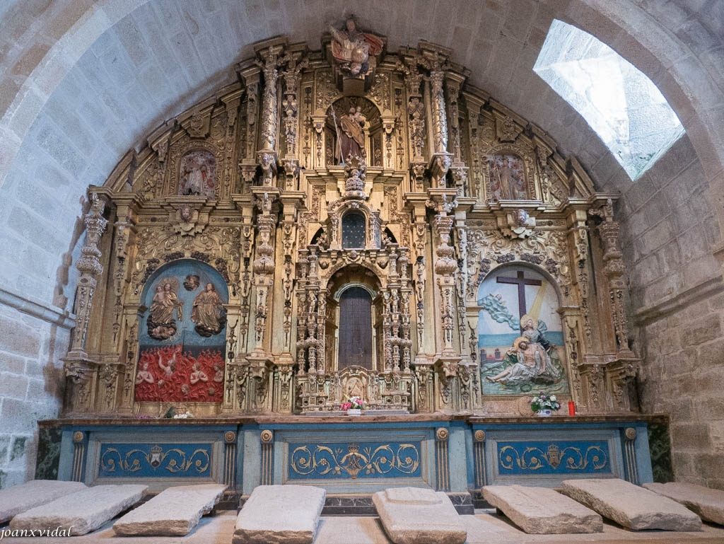 IGLESIA Y CEMENTERIO SANTA MARIA A NOVA