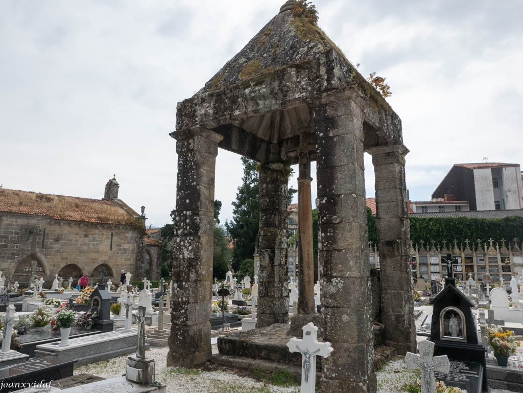 IGLESIA Y CEMENTERIO SANTA MARIA A NOVA