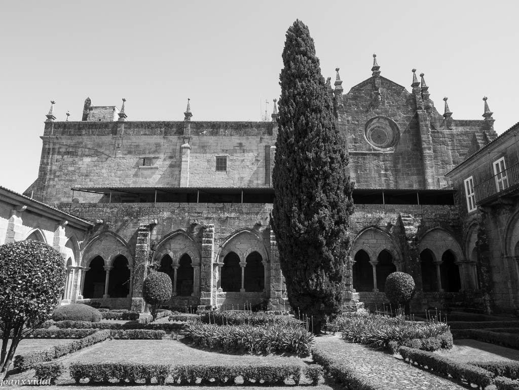 CLAUSTRO DE LA CATEDRAL DE TUI