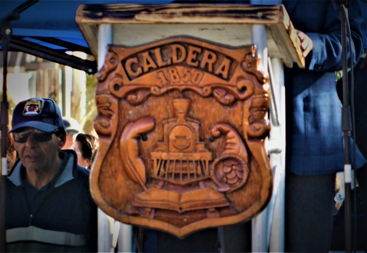 Escudo de Caldera tallado en madera 