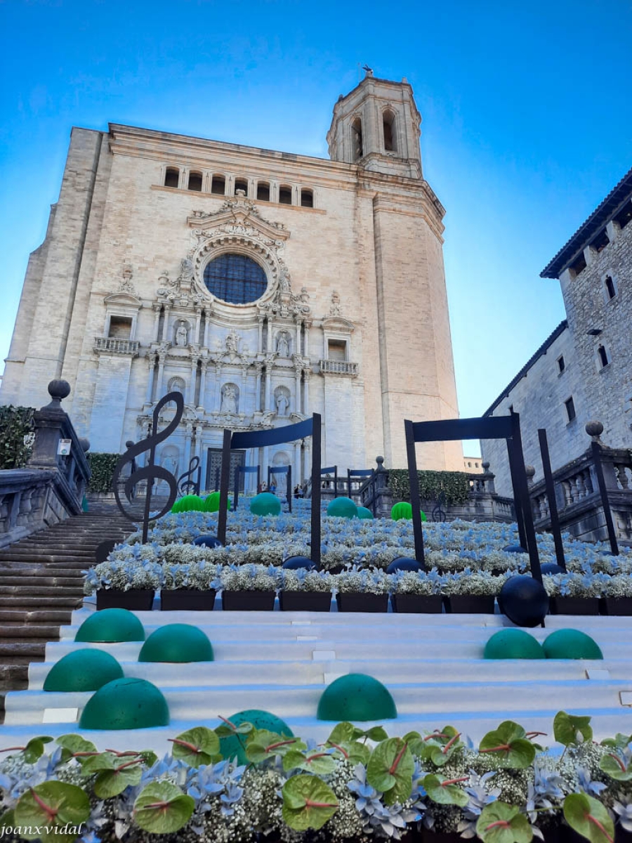 ESCALES DE LA CATEDRAL