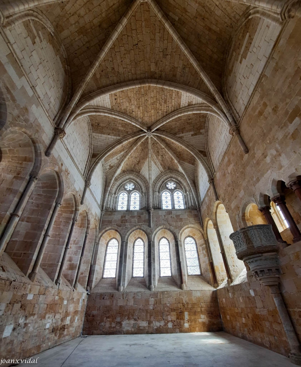 REFLECTORI STA MARIA DE HUERTA