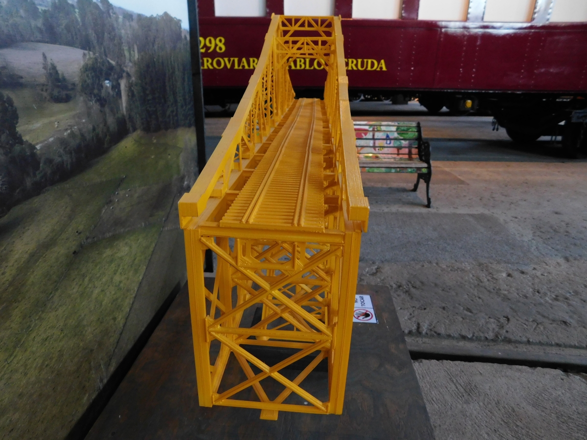 Maqueta de puente ferroviario 2