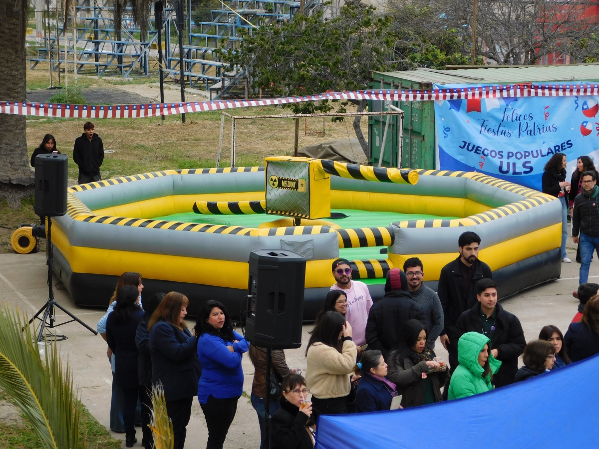 Celebrando las fiestas patrias 1