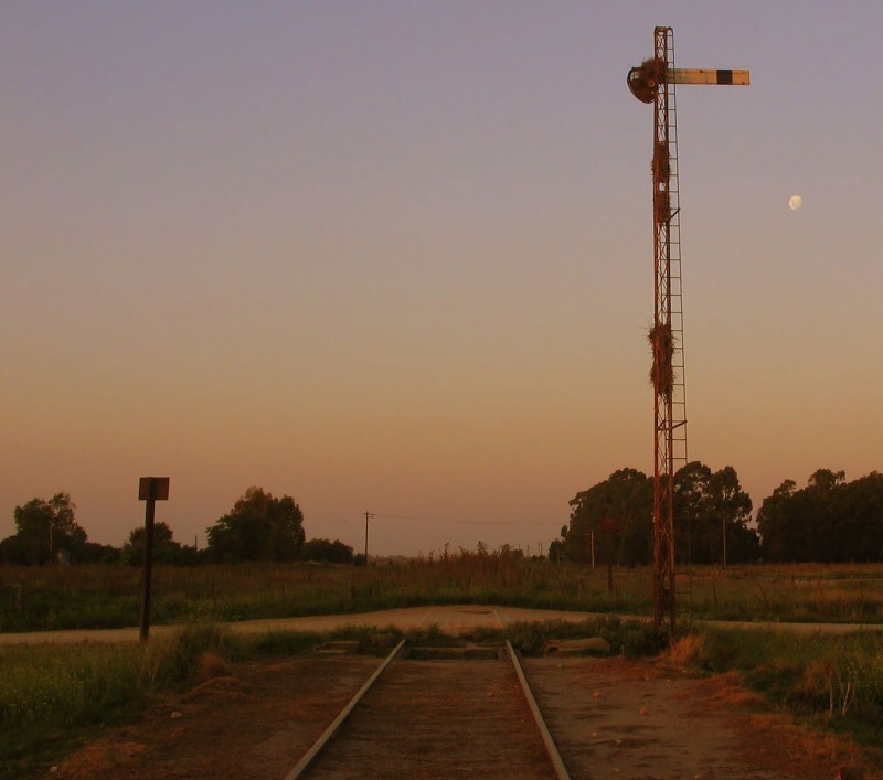 HUANGUELN Y EL TREN