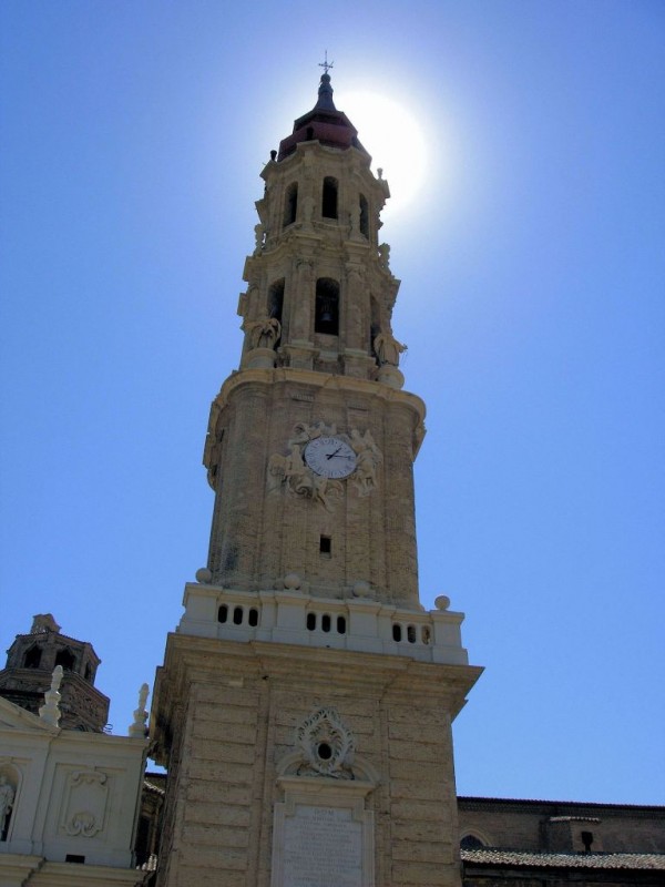 Tapando al sol