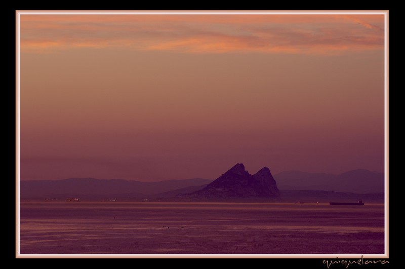 Atardecer en el estrecho