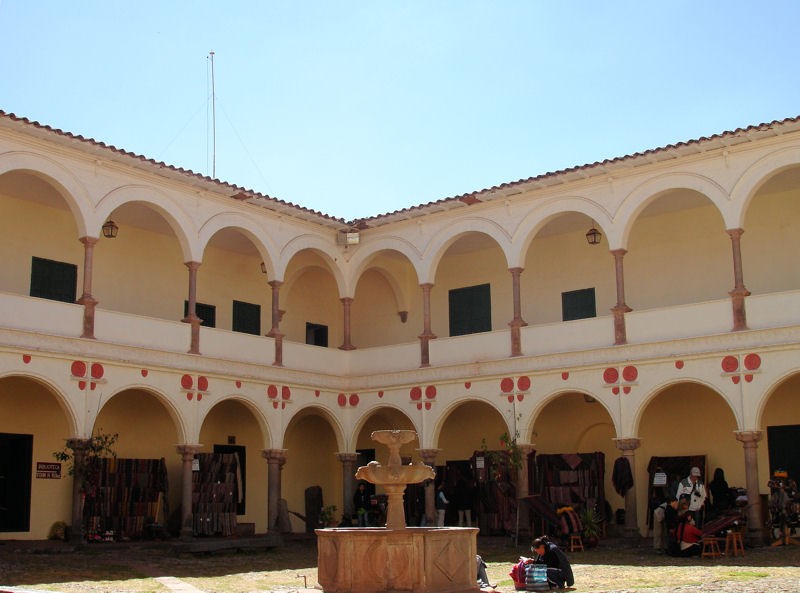 Recinto del museo arqueolgico de Cuzco