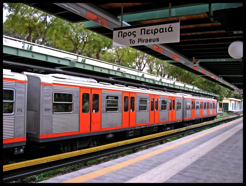 Metro de Atenas (Estacin de Thissio)