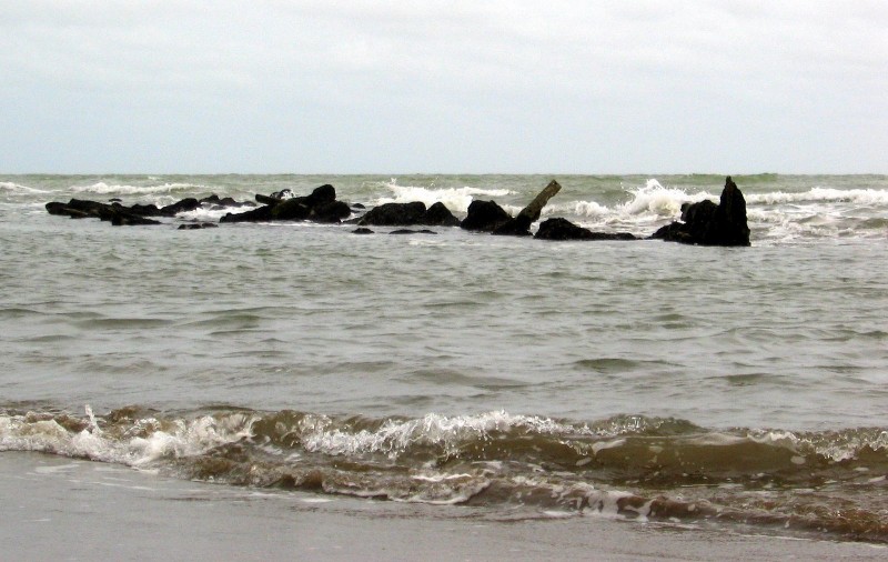 COMO OLAS, COMO ALAS