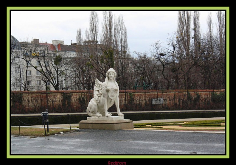 Escultura tipo Centauro femenina