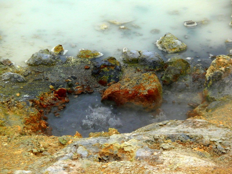 azufre y agua