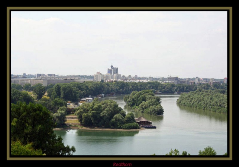 Confluencia del ro Sava en el Danubio a la altura de Belgrado