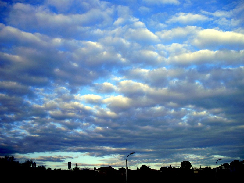 Cielo y nubes