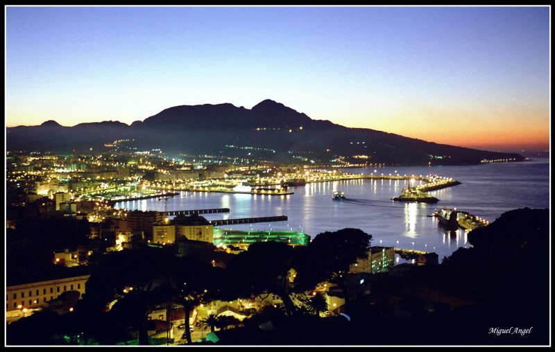 ATARDECER EN CEUTA