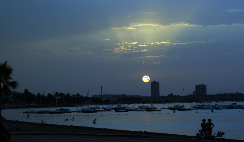 Atardecer en P Honda 113