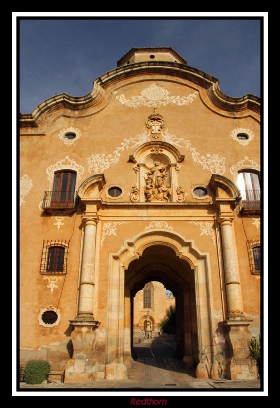 Entrada al recinto del Monasterio