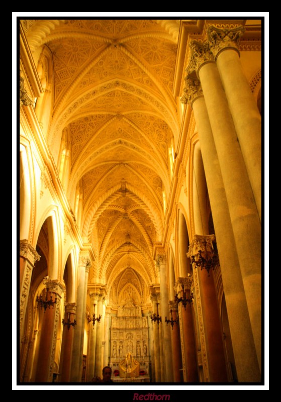 Nave central de la iglesia de Erice