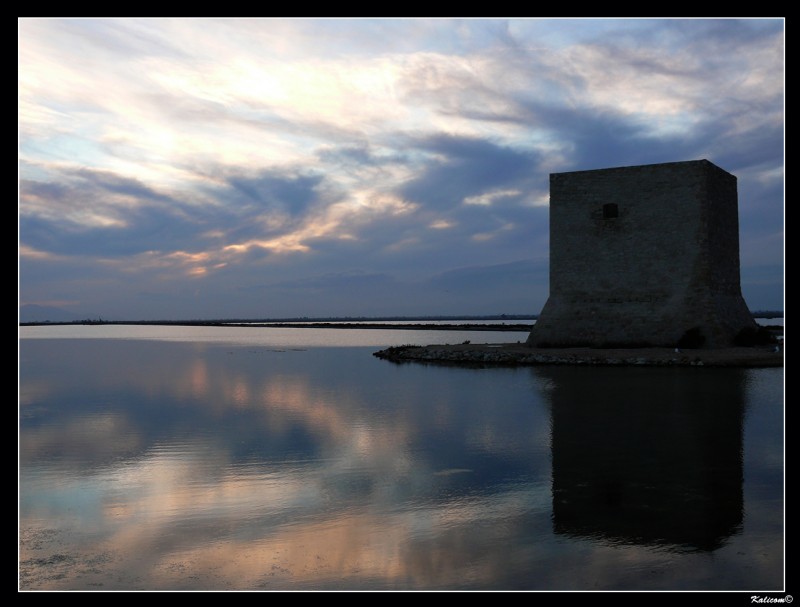 El torren que cuida las salinas