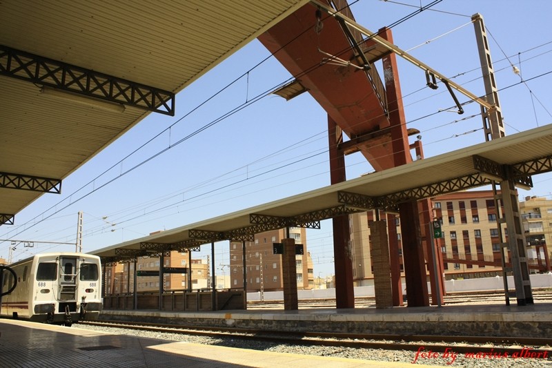 ESTACION DE TRENES-1