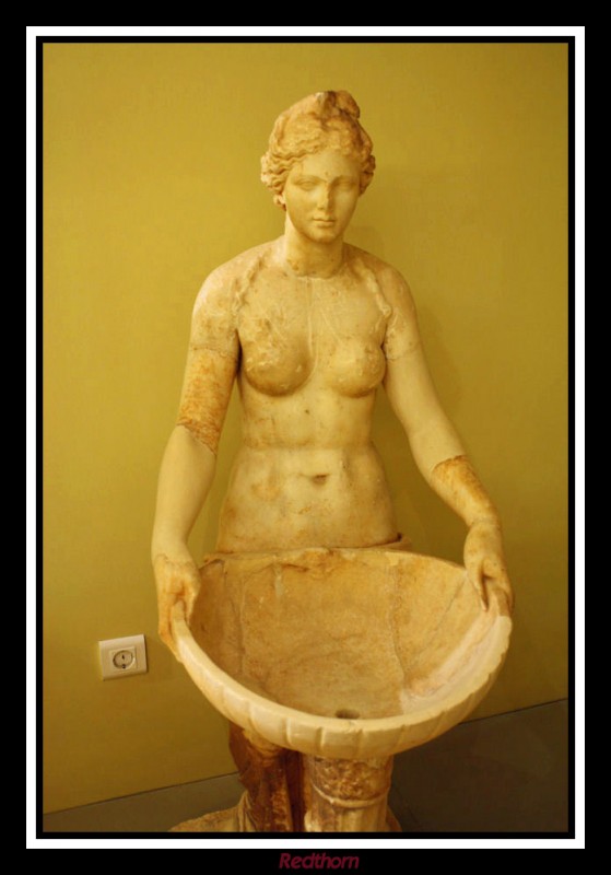 Escultura femenina