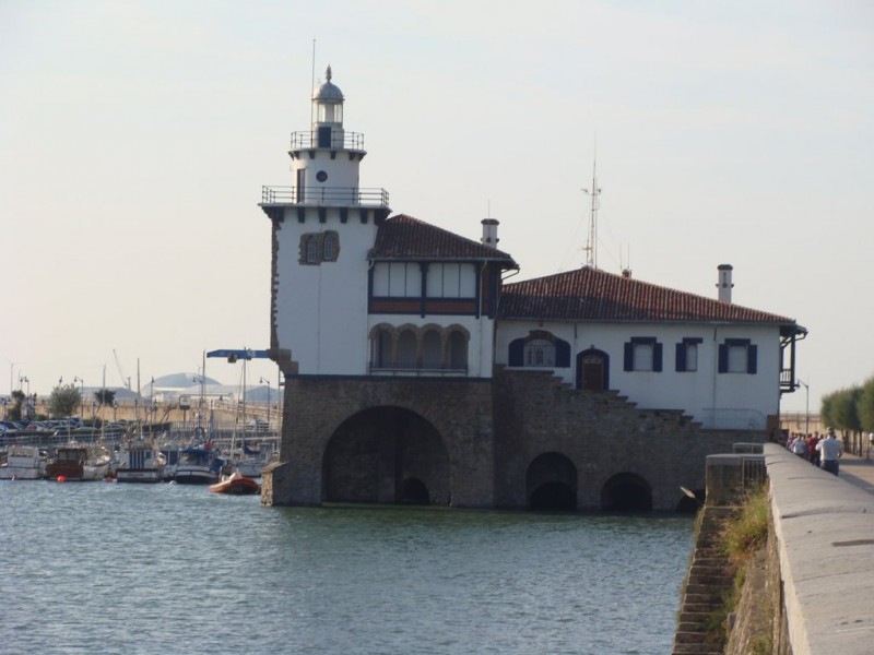 Vista trasera faro Arriluze