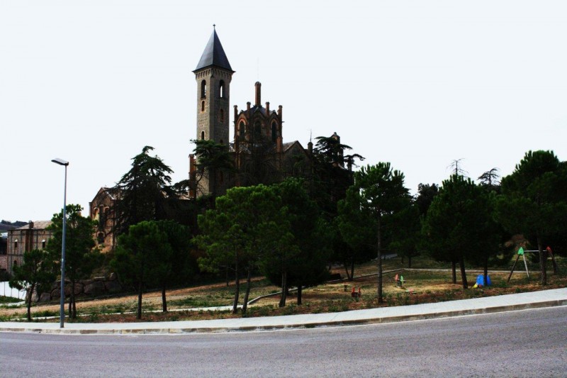 LESGLSIA MONUMENTAL DE LA COLNIA DE CAL PONS A PUIG-REIG