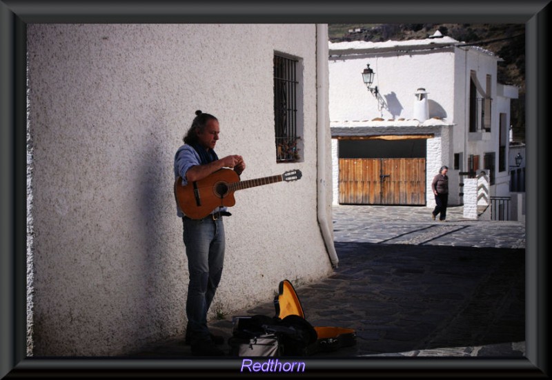 Un guitarrista en Pampaneira