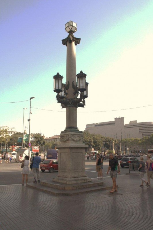 EL FANAL DEL COMENAMENT DE LA RAMBLA