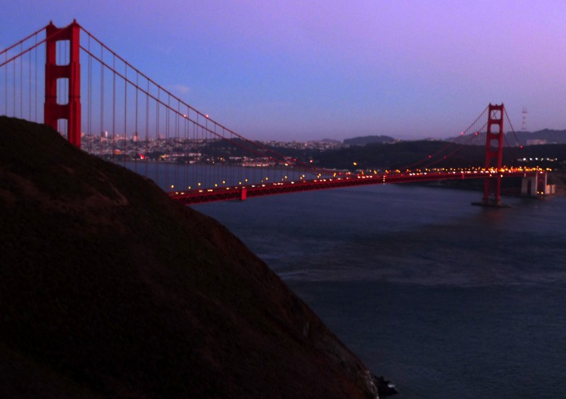 primeras luces en el Golden Gate