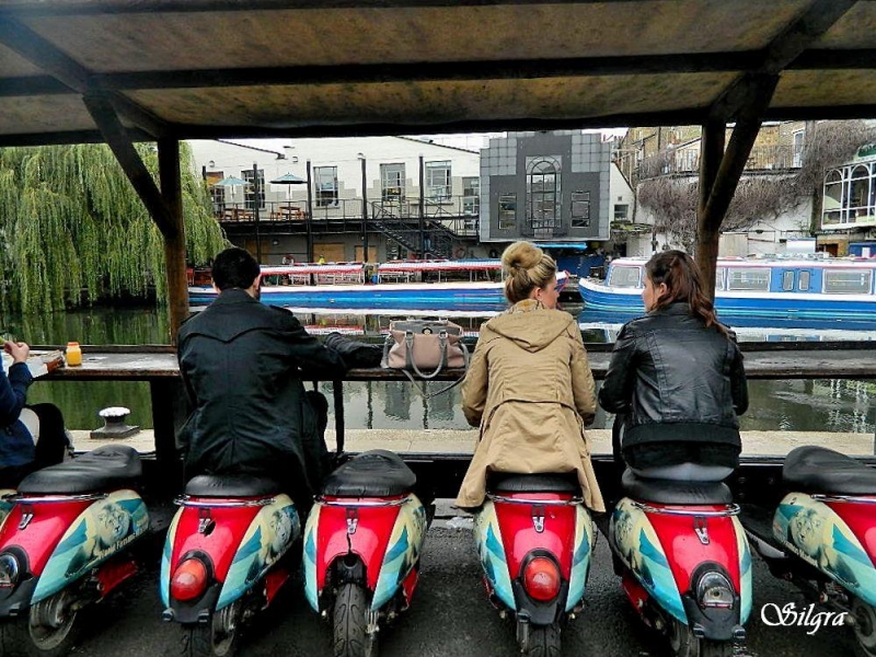 Un refresco en motocicleta