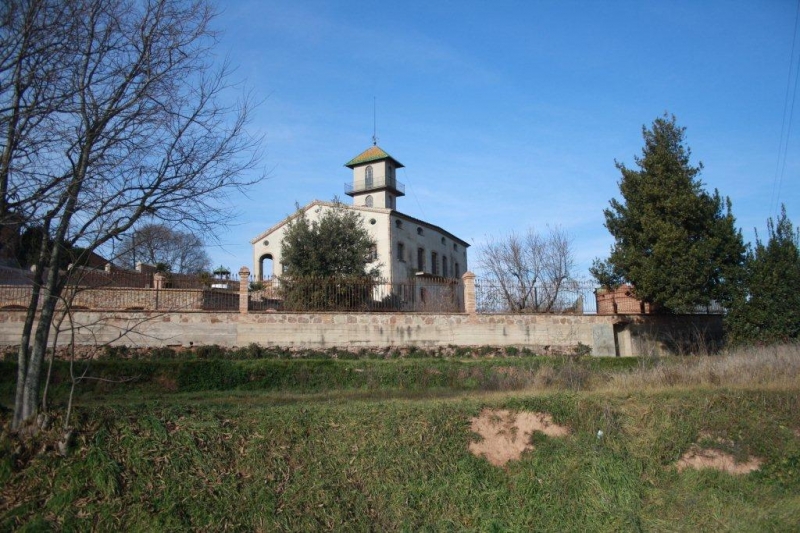 CAN GRAELLS, ARA CASASSAYES DE SANT ISCLE I SANTA VICTRIA DE SANT FRUITS DE BAGES