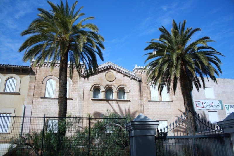 COLLEGI VERGE DE LA SALUT. CONGREGACI DE SANT PERE AD VINCULA. SANT FELIU DE LLOBREGAT. CATALUNYA