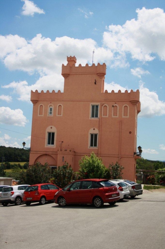 LA TORRE ROSADA DE SENTMENAT