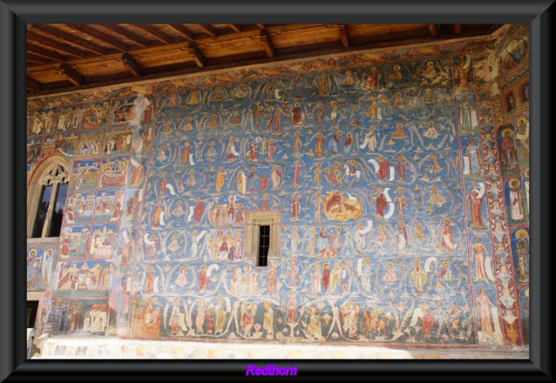 Escenas del nuevo testamento en la fachada del Monasterio de Voronet