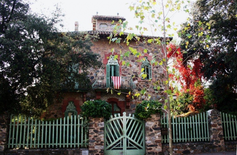 LA CASA LLOREN AL NMERO 11 DEL PASSEIG DE LA GARRIGA