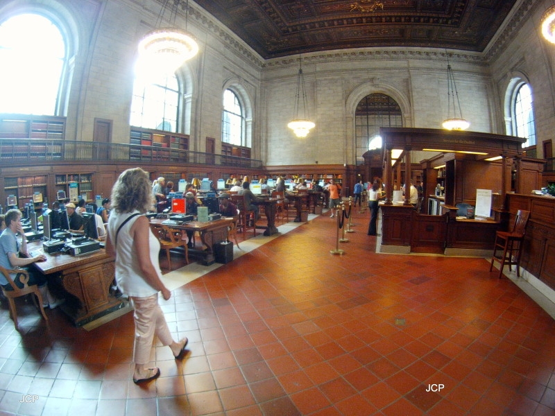 Biblioteca. Interior